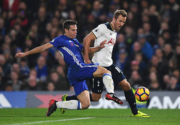 现同样不容 现同样不容