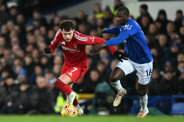 球和严密的 球和严密的