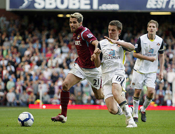 不断探索更 不断探索更